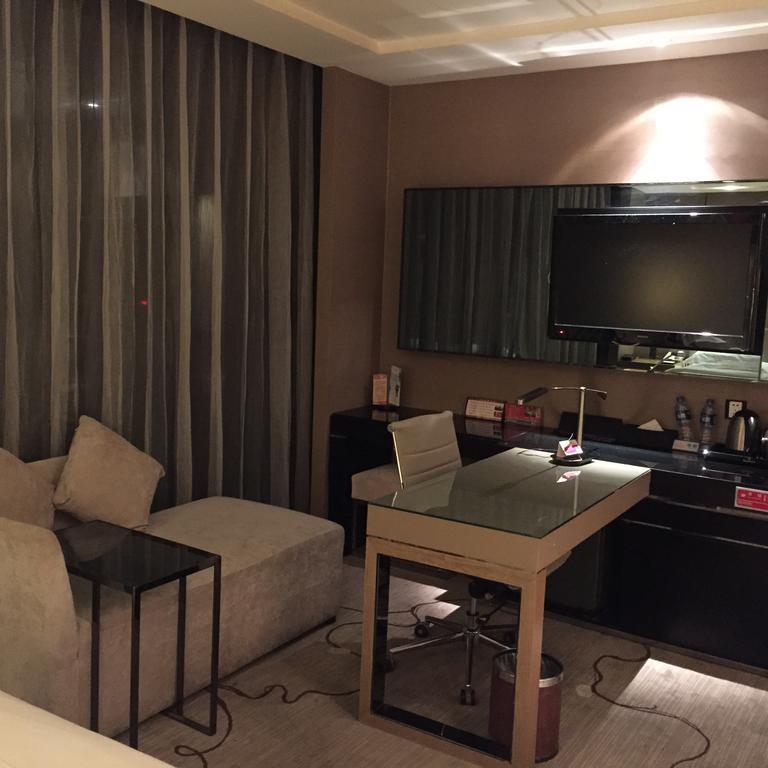 Ramada By Wyndham Xian Bell Tower Hotel Exterior foto